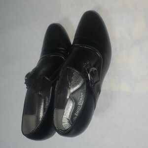 Pierre Dumas Flexible Heels